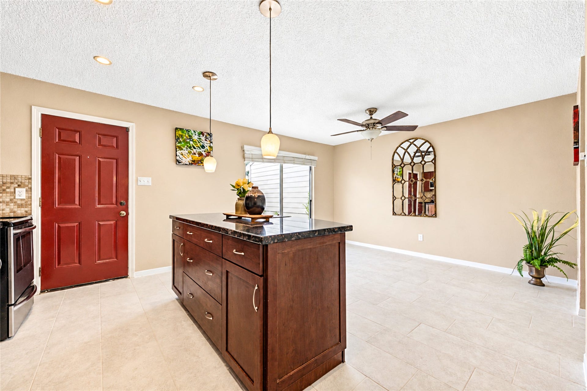 9265 Westwood Village Drive, #49, Houston, TX 77036 Another kitchen and dining view