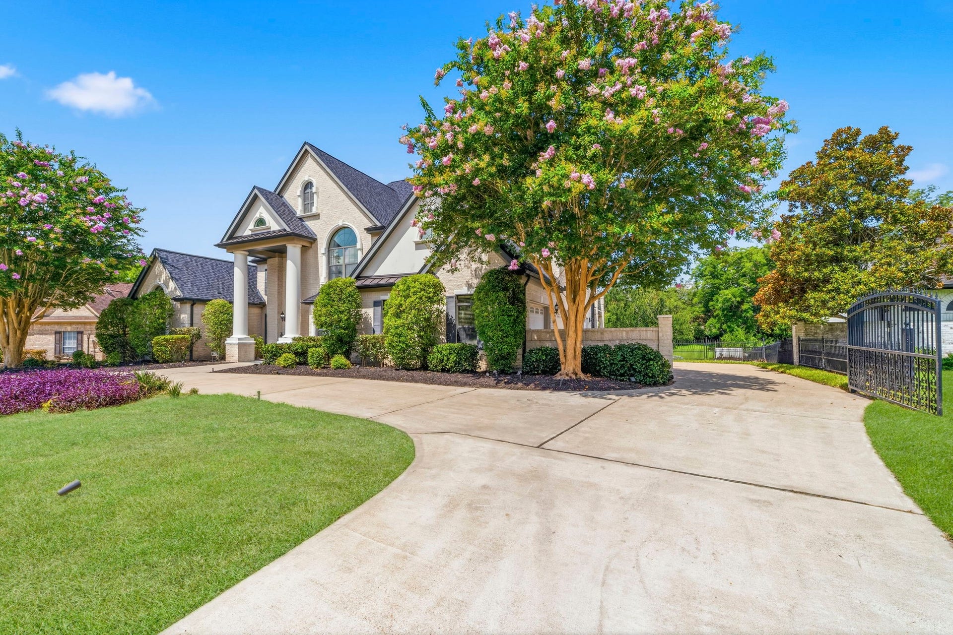 4903 Westerdale Drive, Fulshear, TX 77441 Circular driveway, gated rear driveway, and an oversized 3-car garage provide both impressive curb appeal and everyday convenience.