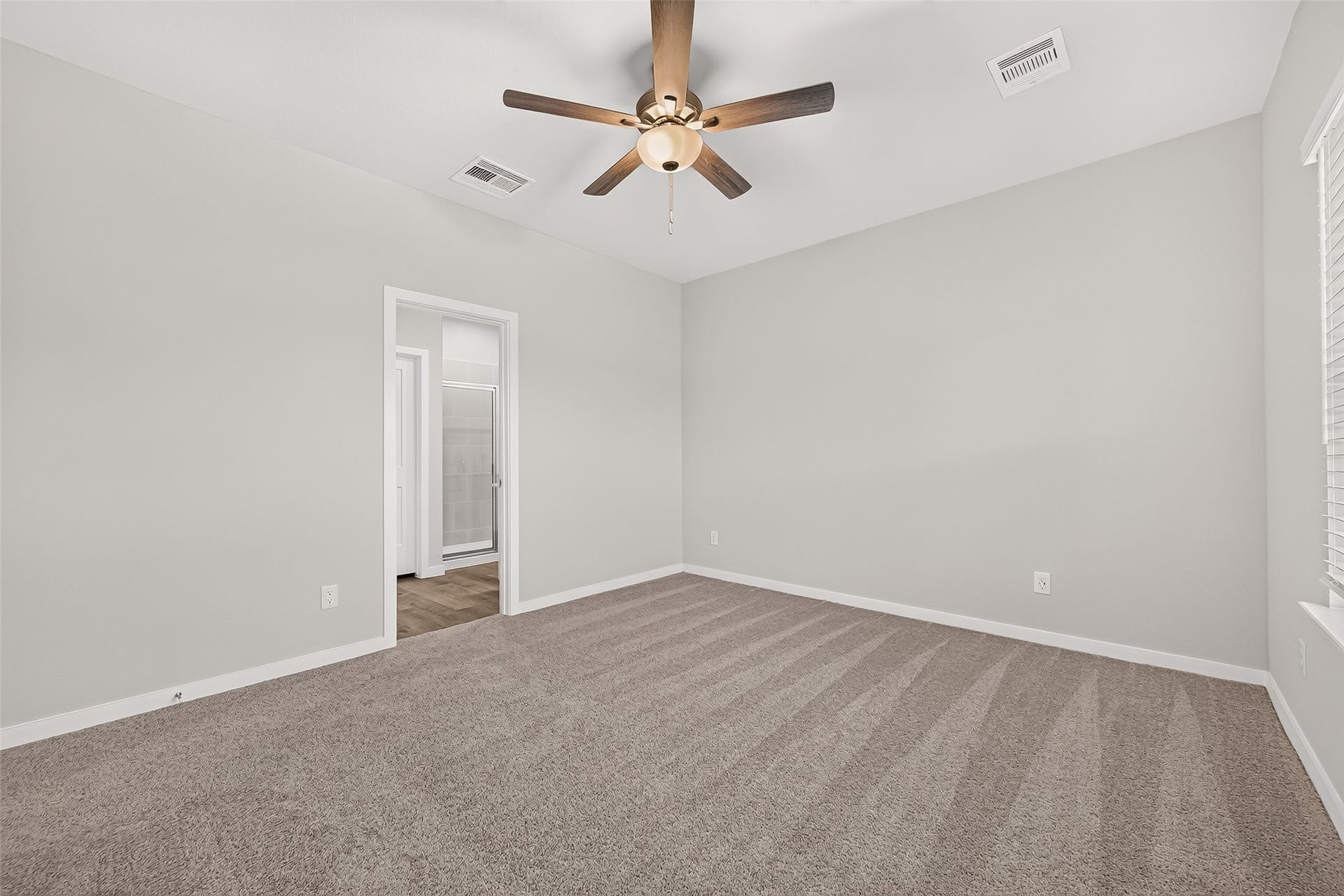 4042 Bay Court, Brookshire, TX 77423