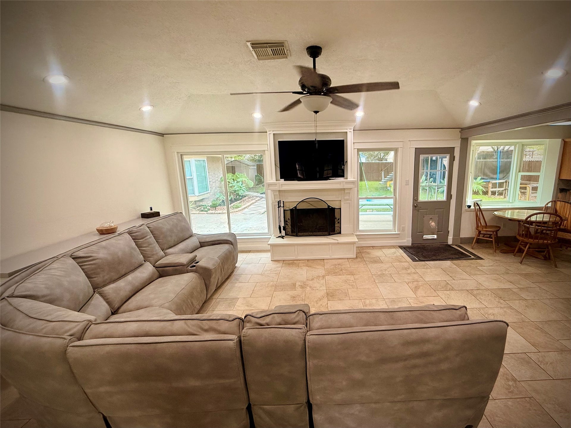 1309 Piney Woods Drive, Friendswood, TX 77546 Family Room with fireplace