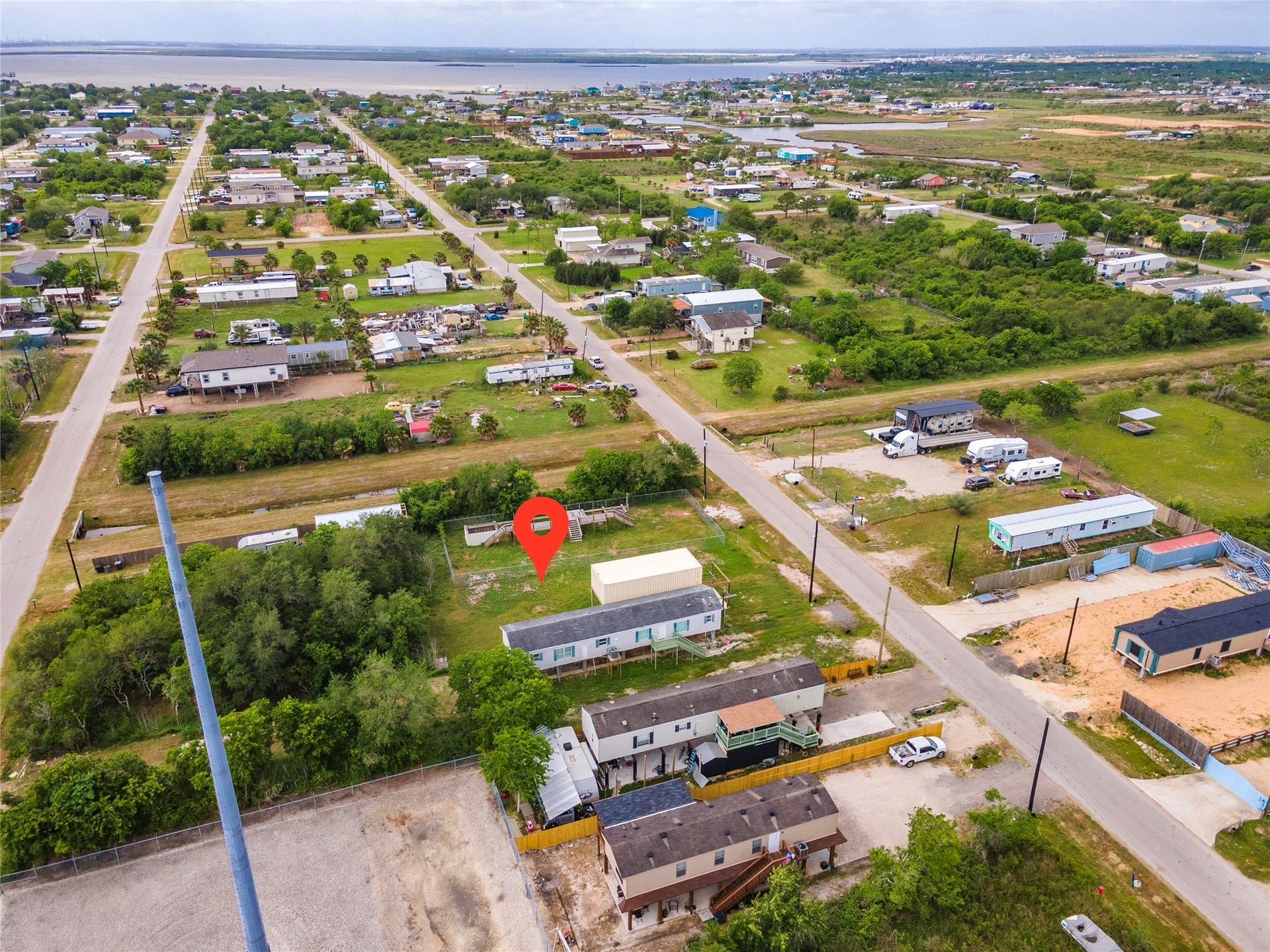 439 16th Street, San Leon, TX 77539 439 16th Street, San Leon, TX 77539