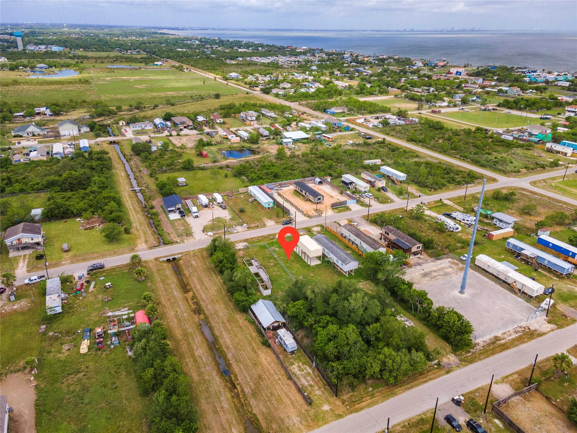 439 16th Street, San Leon, TX 77539 439 16th Street, San Leon, TX 77539