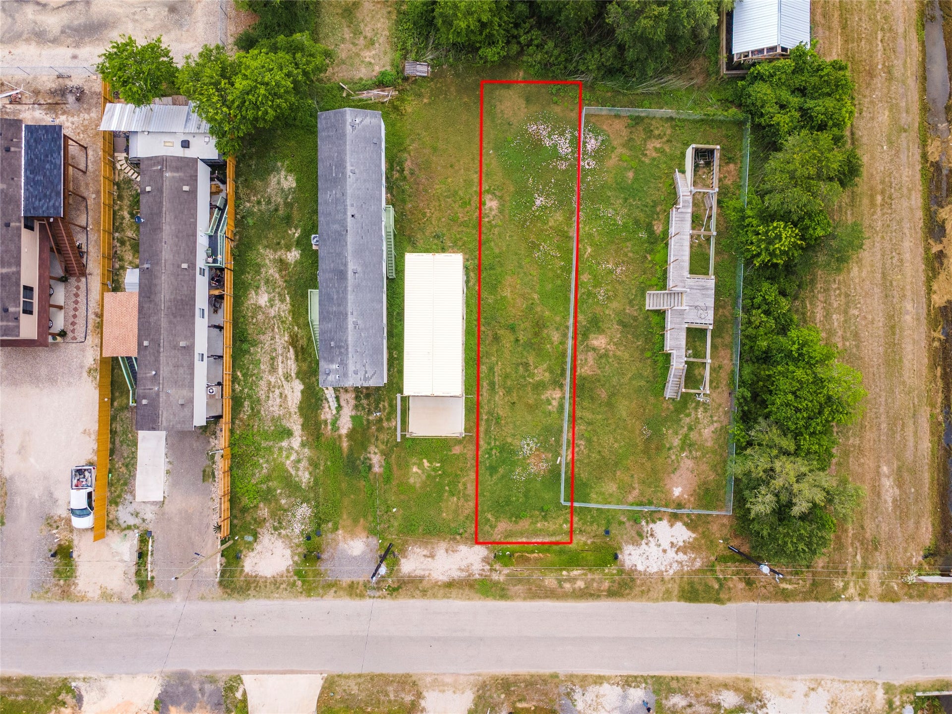 439 16th Street, San Leon, TX 77539 439 16th Street, San Leon, TX 77539