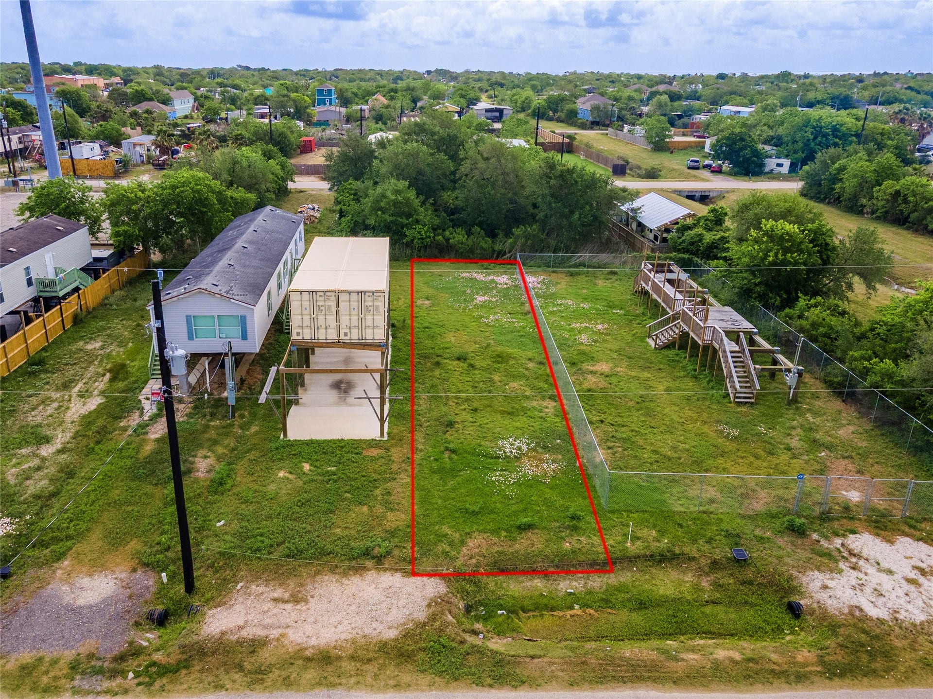 439 16th Street, San Leon, TX 77539 439 16th Street, San Leon, TX 77539