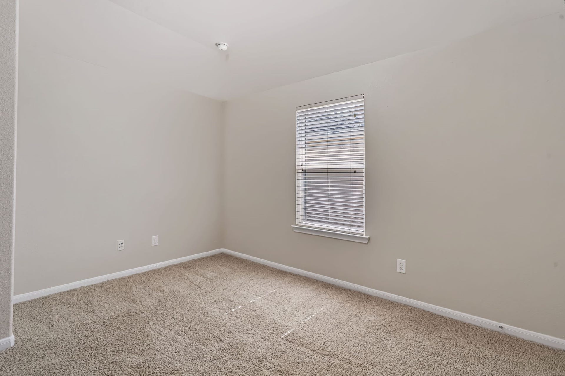 314 Trillium Drive, Sugar Land, TX 77479 Located away from the four bedrooms downstairs, the second-story bedroom offers privacygreat for in-laws, guests, or a college student.