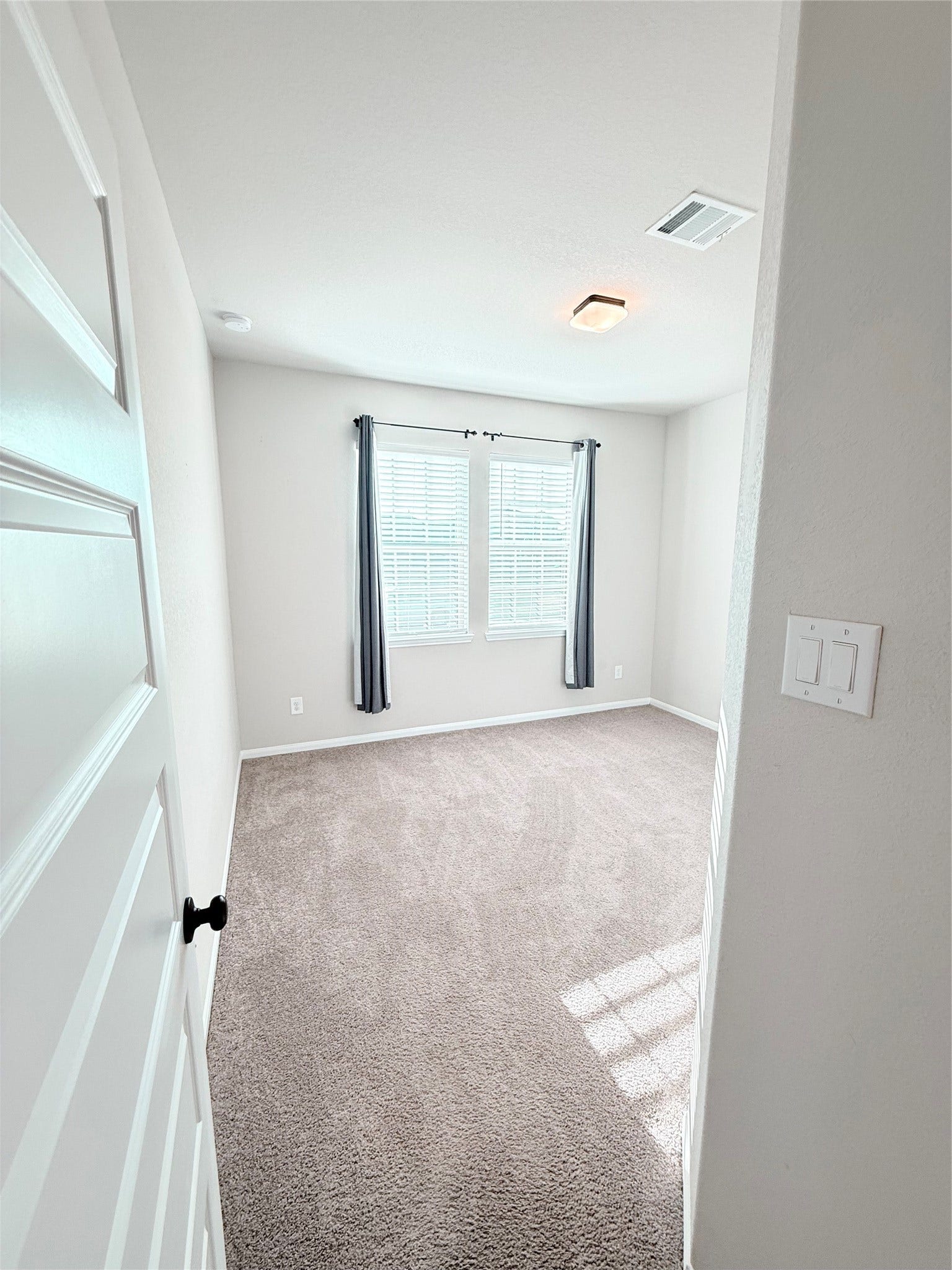 18669 Blue Spruce Lane, Magnolia, TX 77355 Two secondary bedrooms are located on the first floor