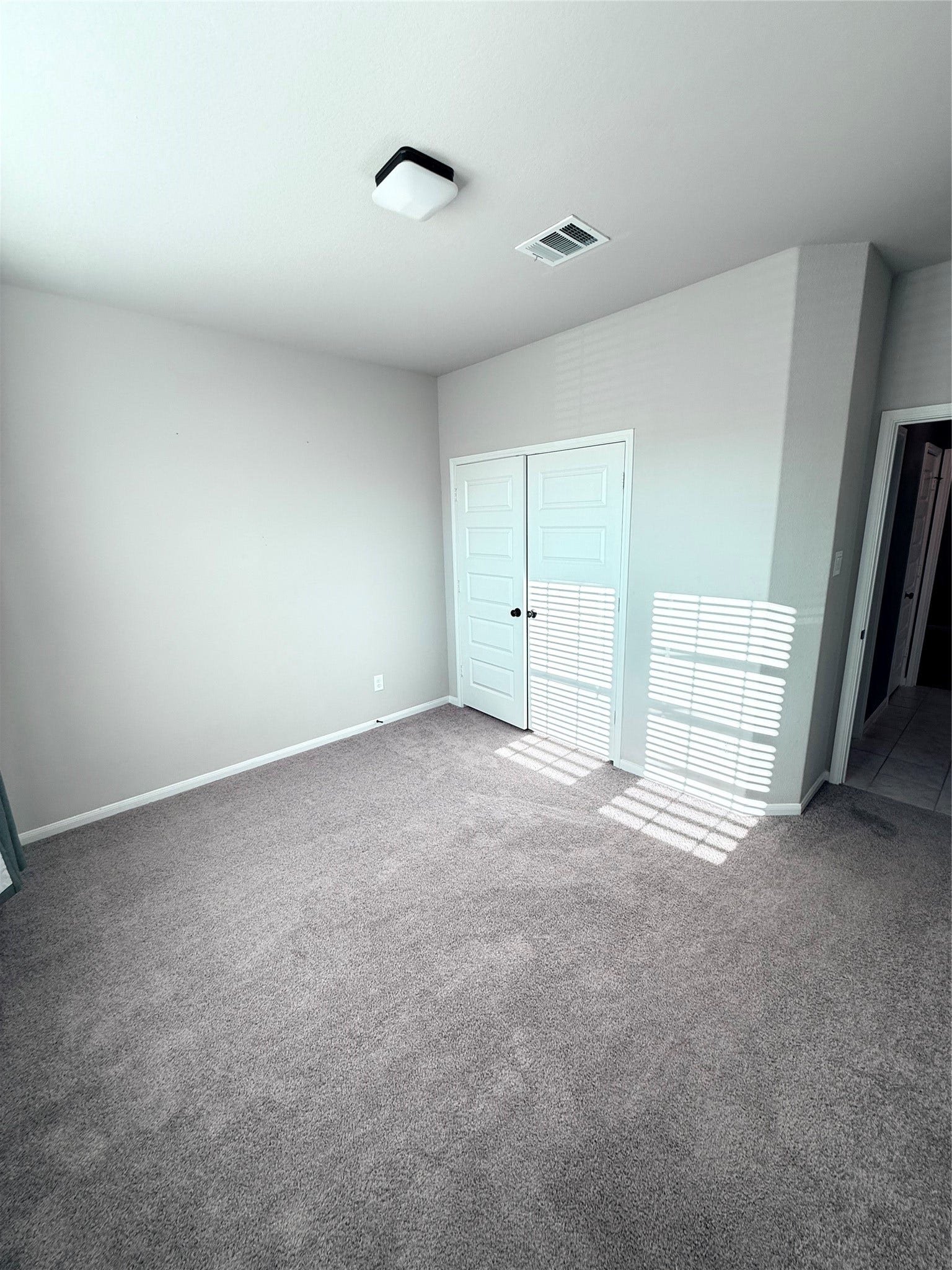18669 Blue Spruce Lane, Magnolia, TX 77355 Spacious secondary bedrooms