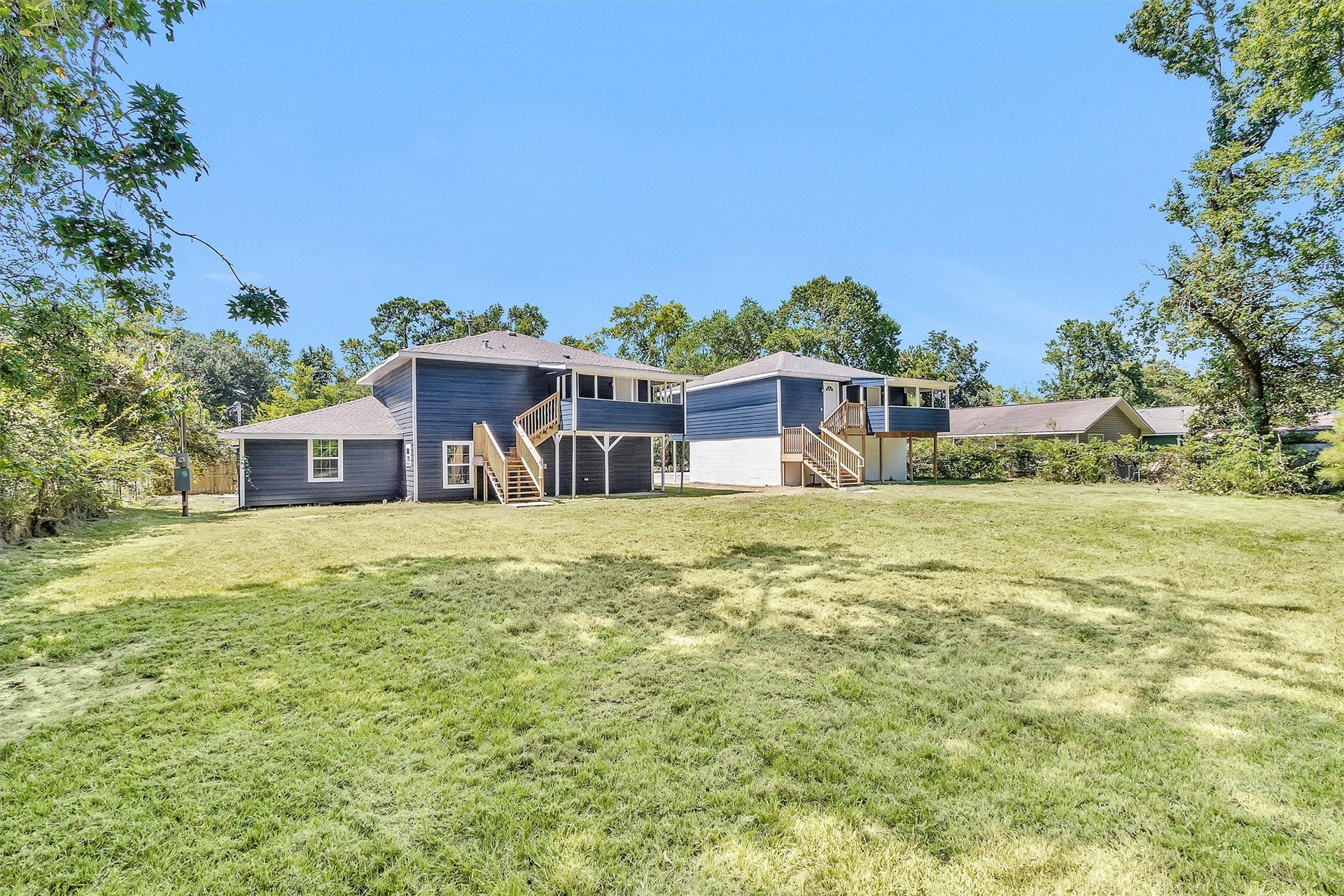 16016 Green Manor Drive, Houston, TX 77396 SO MUCH SPACE TO BUILD ON TO