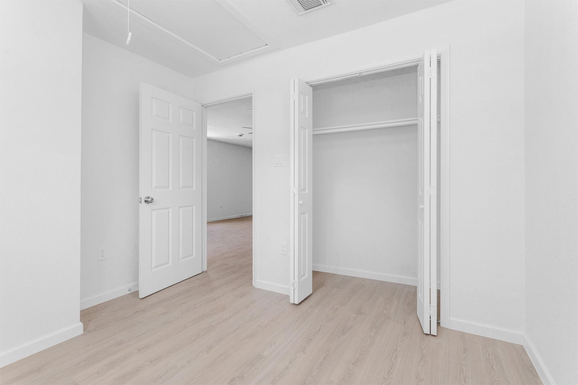 16016 Green Manor Drive, Houston, TX 77396 unit c bedroom 2