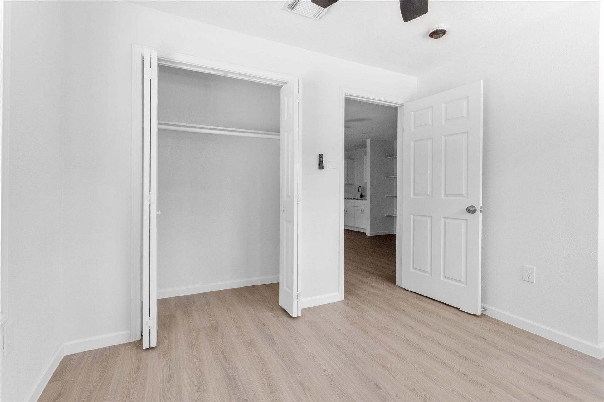 16016 Green Manor Drive, Houston, TX 77396 unit c bedroom 1