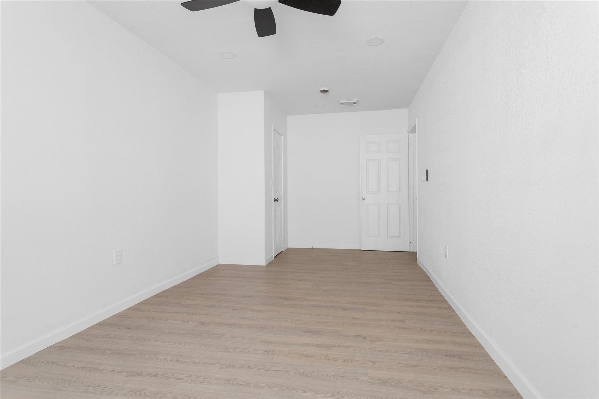 16016 Green Manor Drive, Houston, TX 77396 unit A Room 3