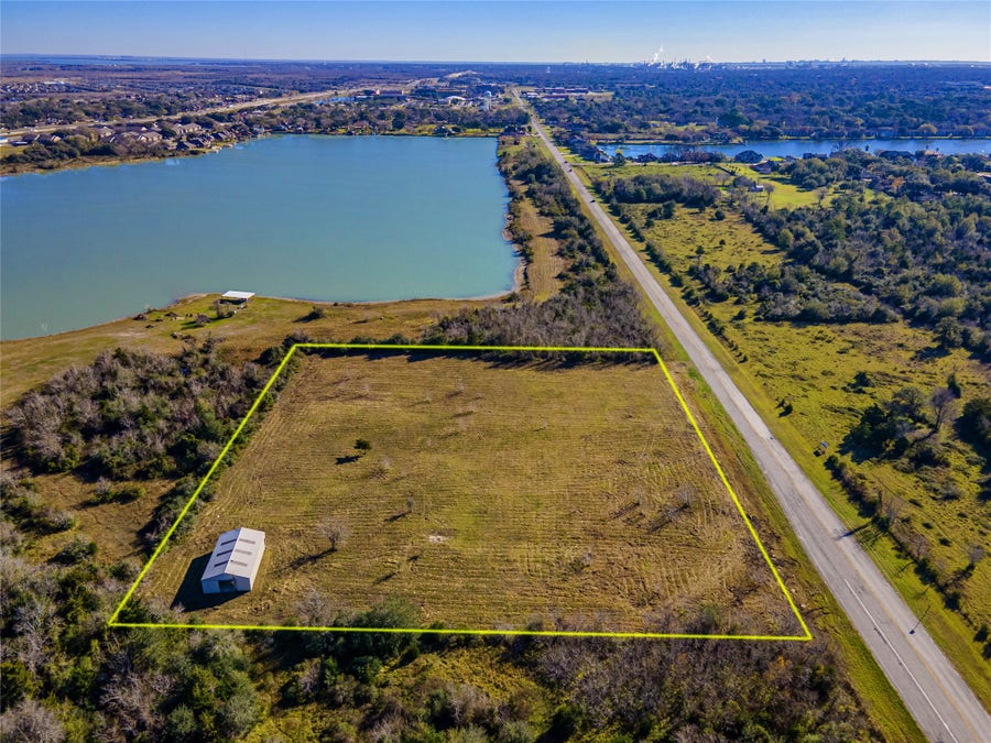 Property photo for 9702 Monticello Drive, Texas City, TX