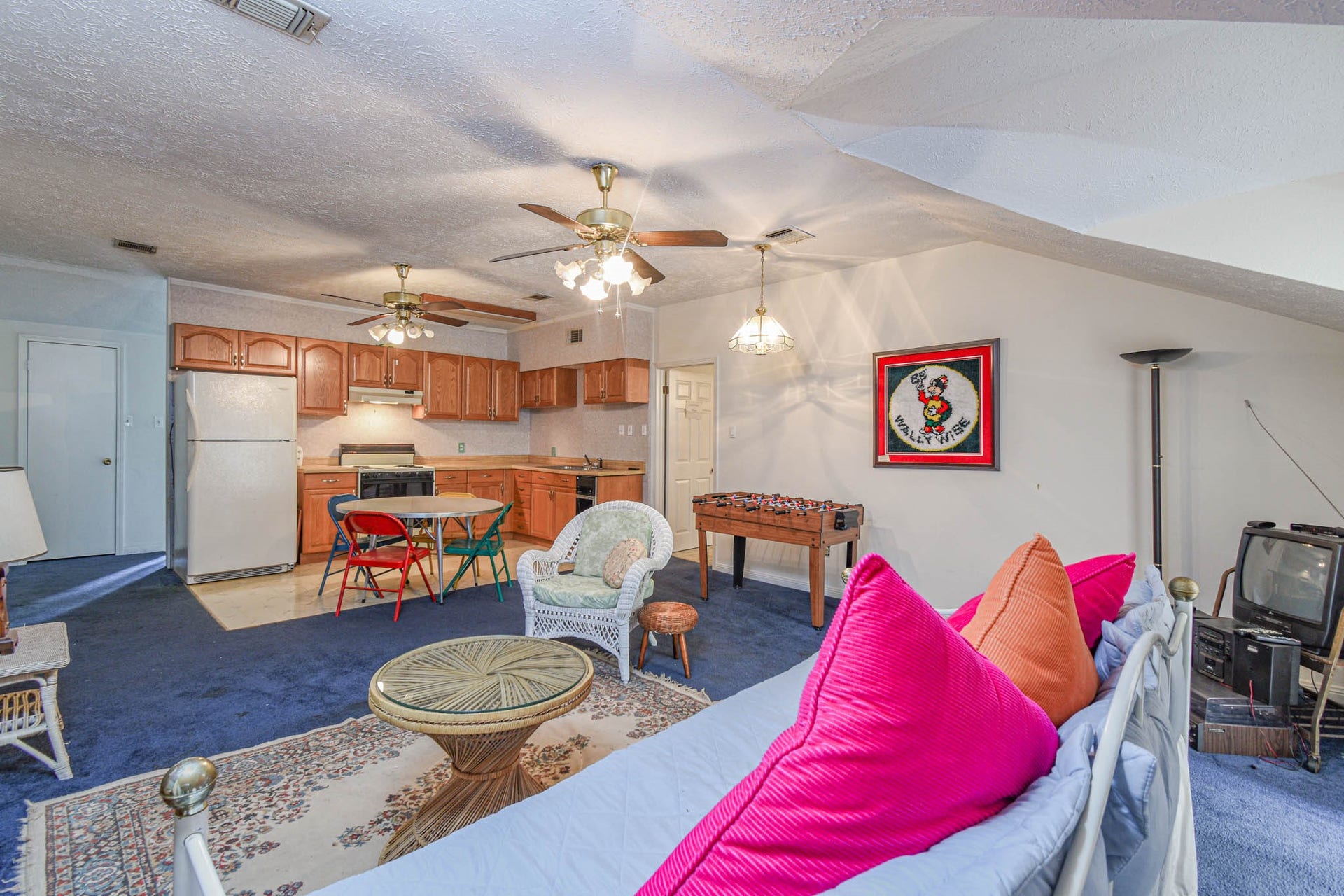 4503 Allen Genoa Road, Pasadena, TX 77504 OPEN CONCEPT AREA! JUST LOOK AT THE SPACE! MORE STORAGE AT THE WALK IN CLOSET BY THE STAIRS & REFRIGERATOR.