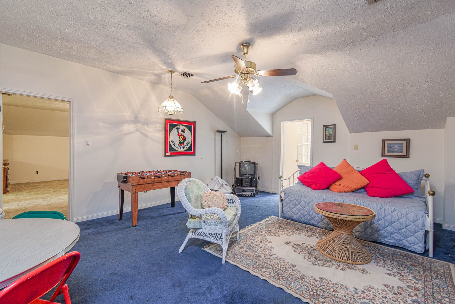 4503 Allen Genoa Road, Pasadena, TX 77504 GAME ROOM OR UPSTAIRS FAMILY ROOM