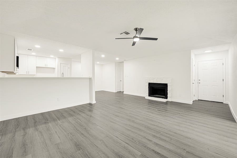 Property photo for 5314 Gayla Lane, Baytown, TX