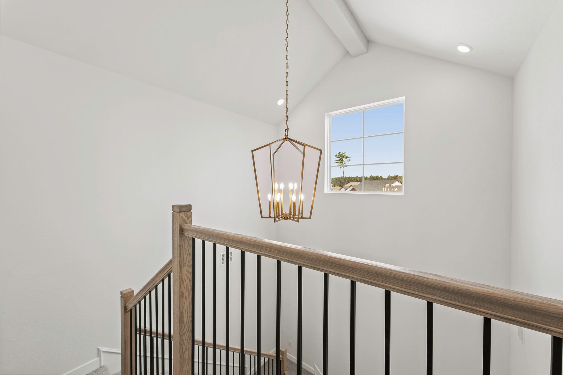 15133 Parasol Place, Conroe, TX 77302 Representative image; features, selections and colors may vary.