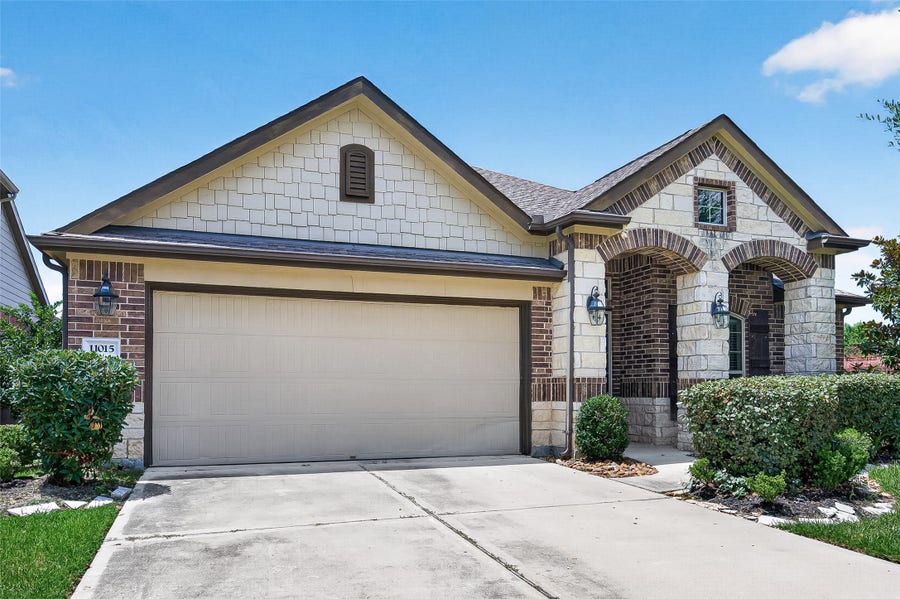Property photo for 11015 Walts Run Lane, Cypress, TX
