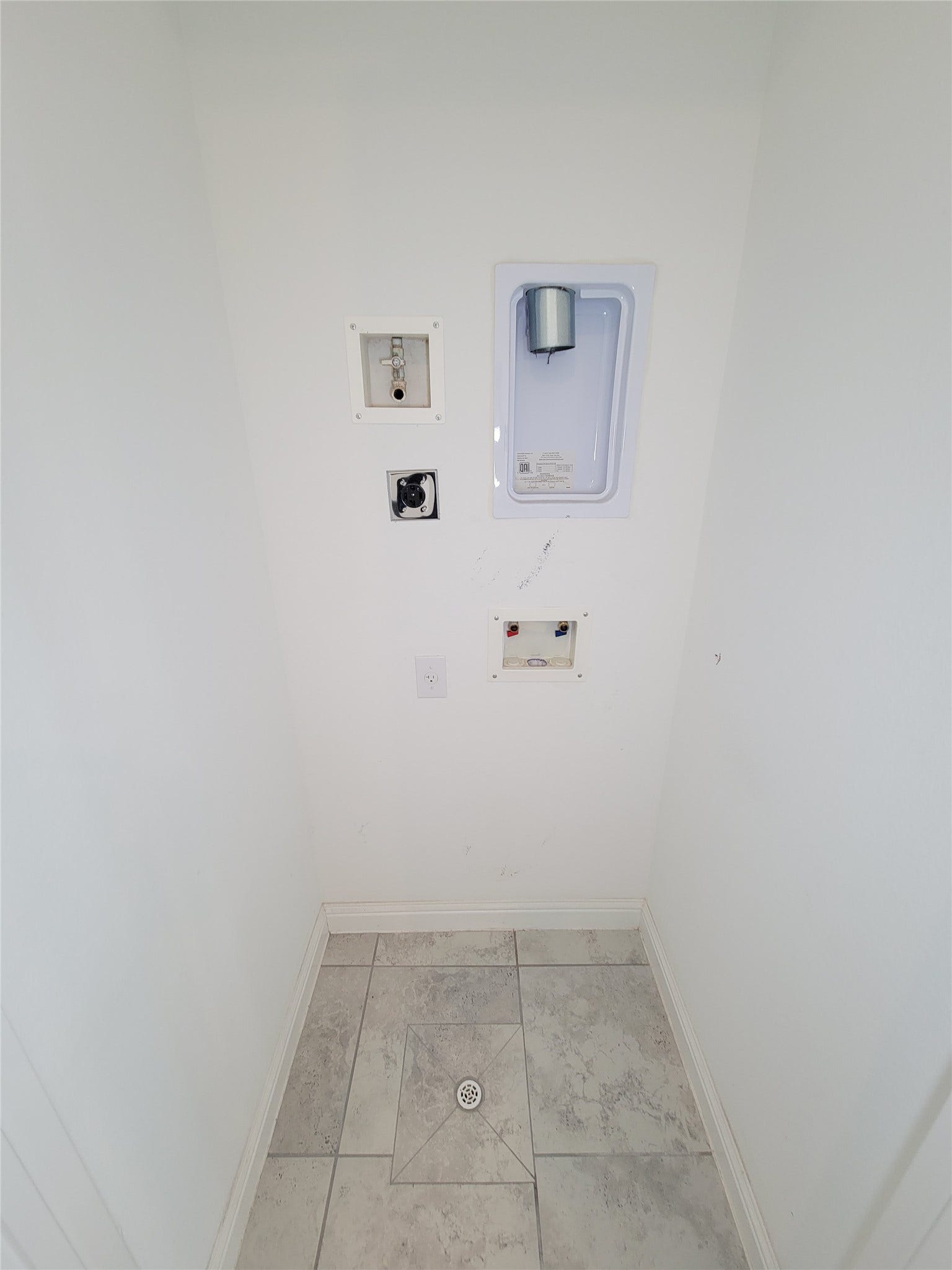 11022 Mikula Drive, Houston, TX 77043 11022 Mikula Drive, Houston, TX 77043