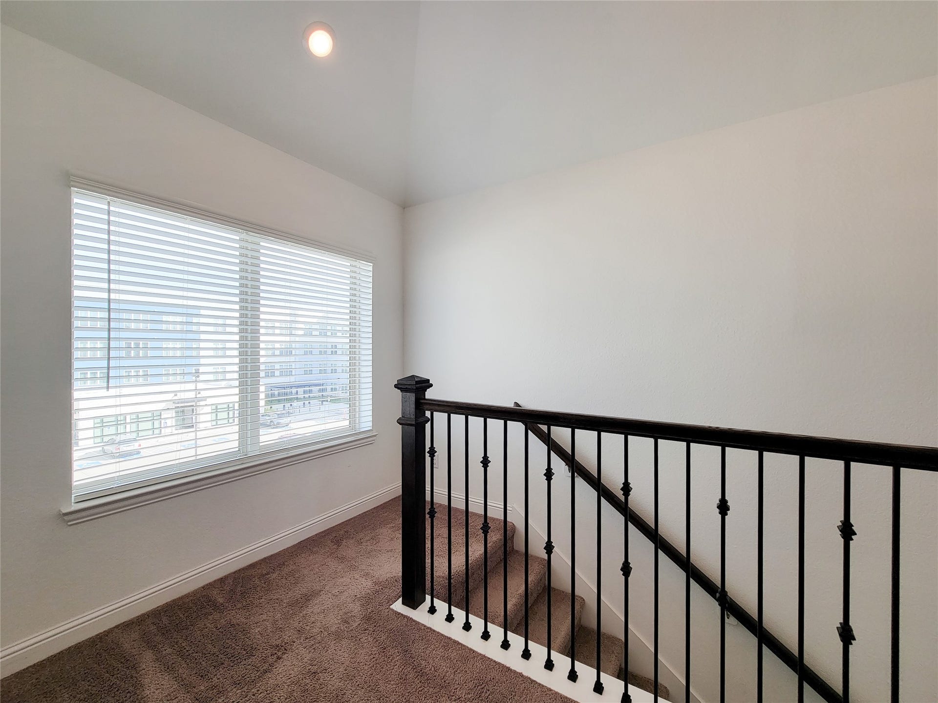 11022 Mikula Drive, Houston, TX 77043 11022 Mikula Drive, Houston, TX 77043