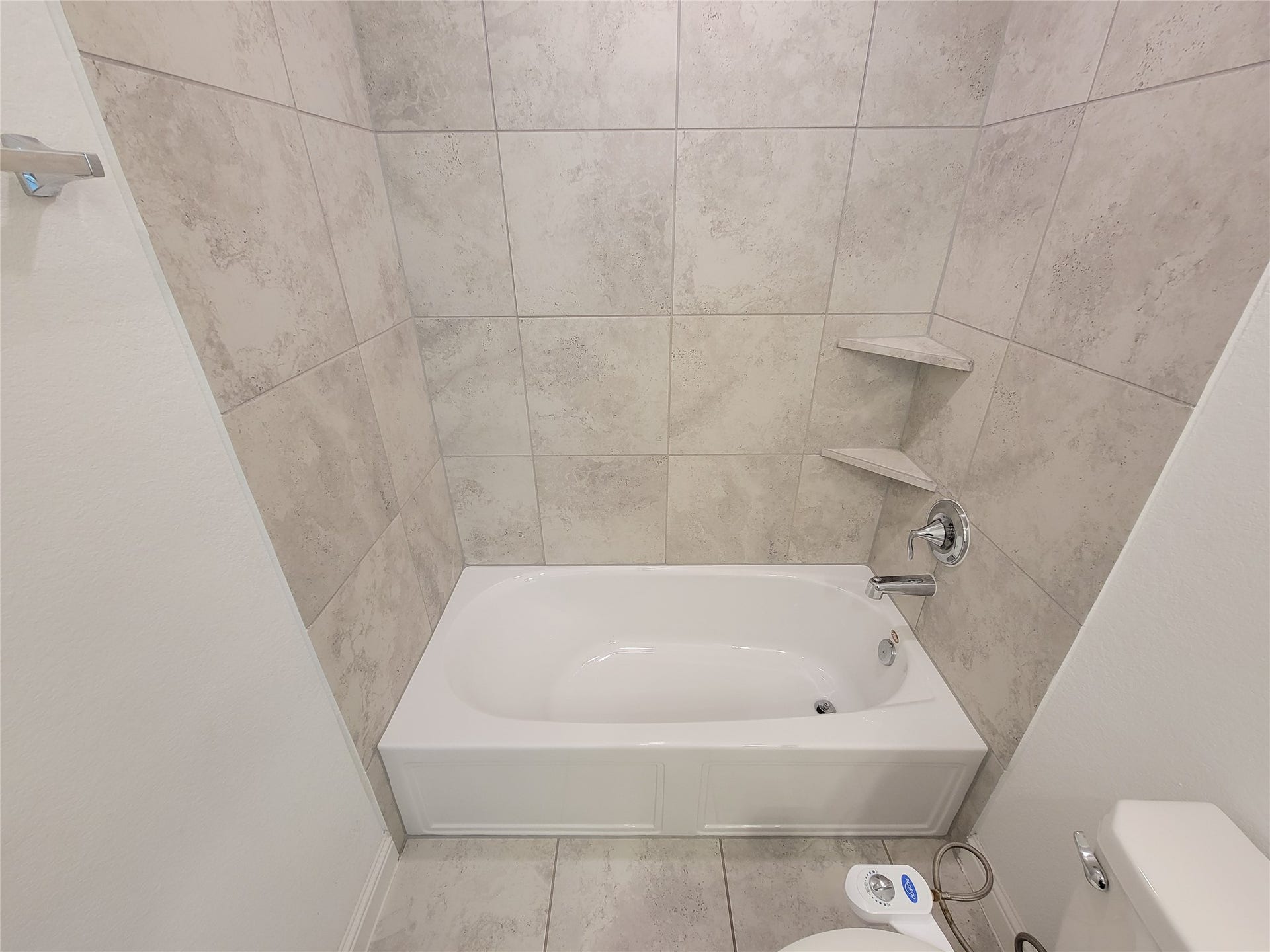 11022 Mikula Drive, Houston, TX 77043 11022 Mikula Drive, Houston, TX 77043