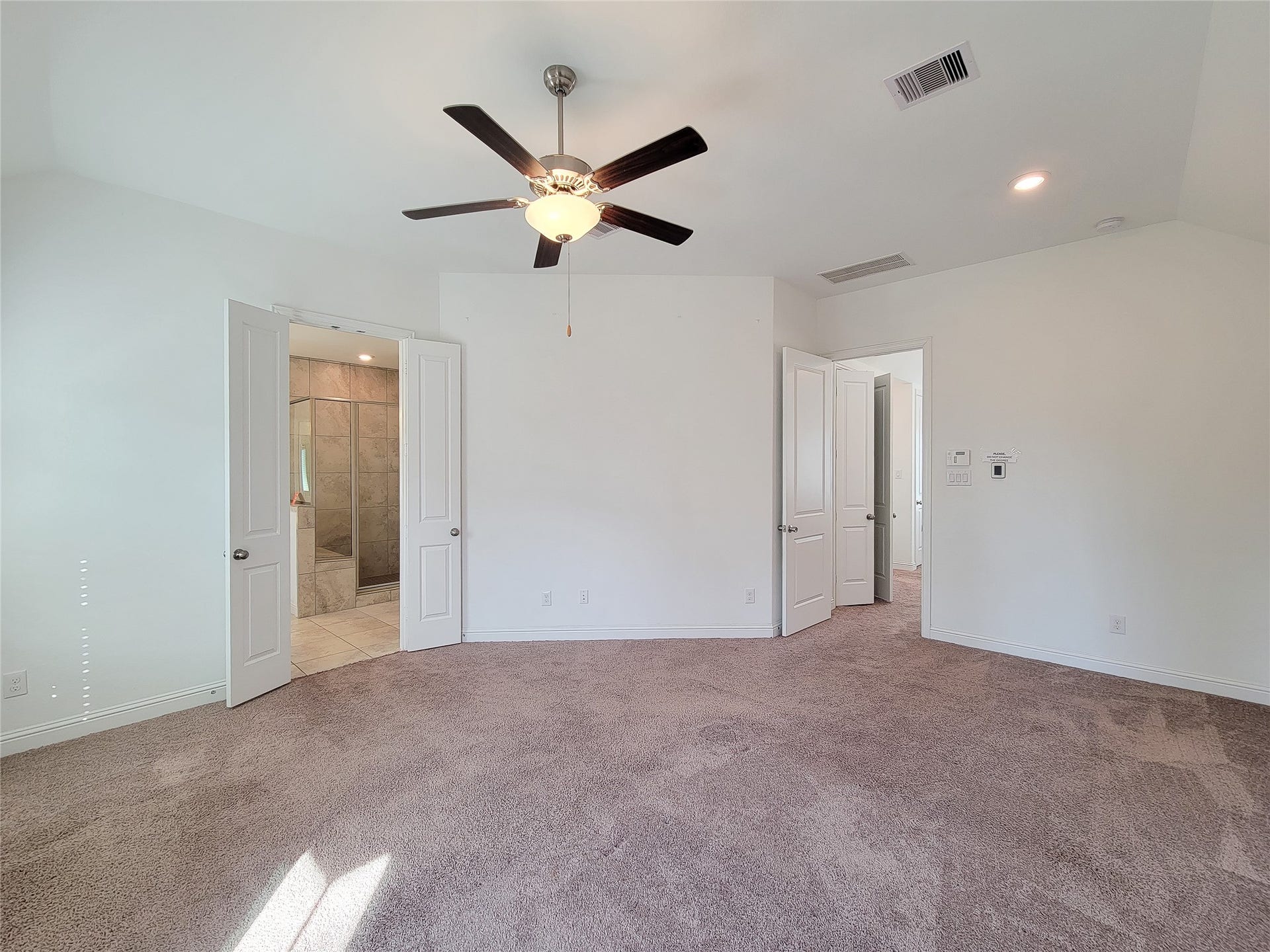 11022 Mikula Drive, Houston, TX 77043 11022 Mikula Drive, Houston, TX 77043