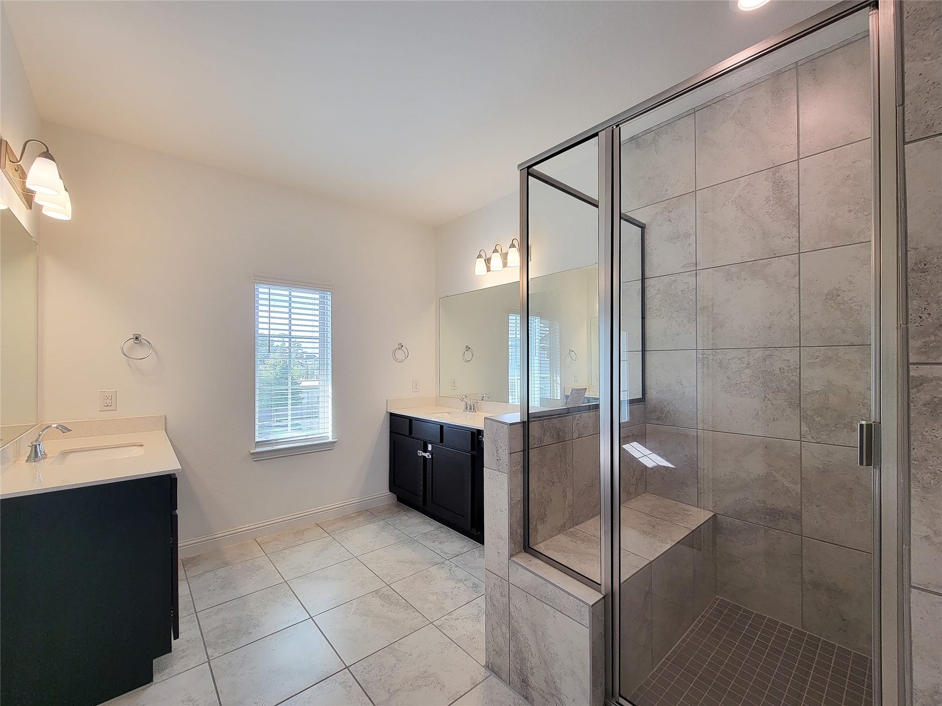 11022 Mikula Drive, Houston, TX 77043 11022 Mikula Drive, Houston, TX 77043