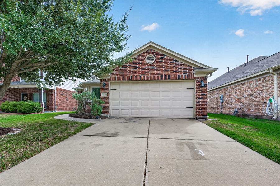 Property photo for 3230 Dale Ridge Trail, Houston, TX