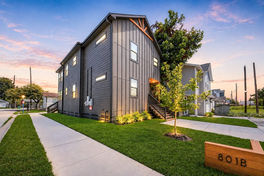Property photo for 801 E 32nd 1/2 Street, #B, Houston, TX