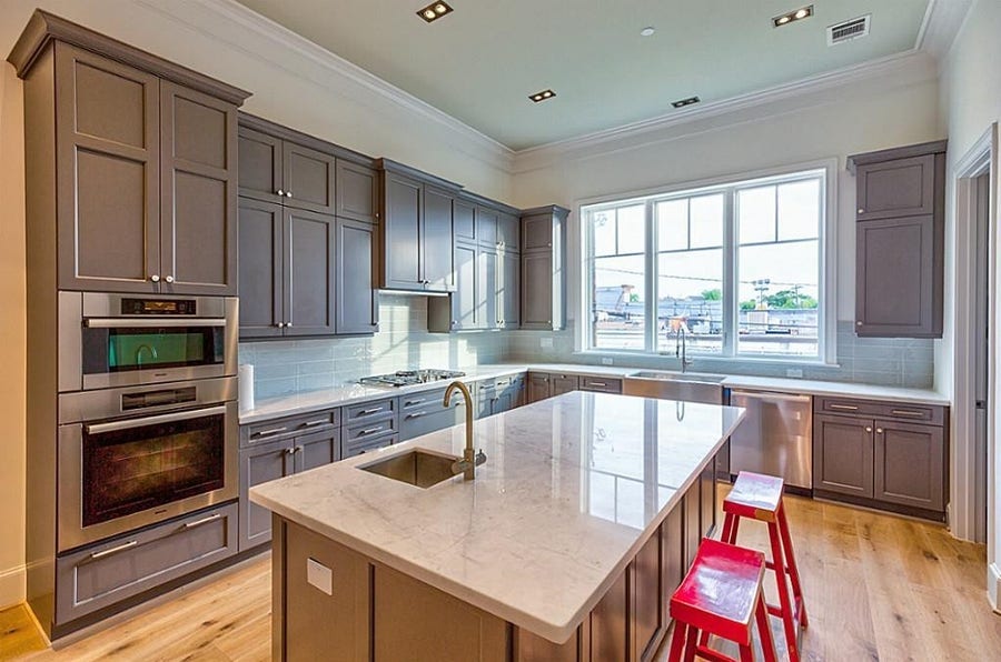 Property photo for 6820 Bellgreen Drive, Houston, TX