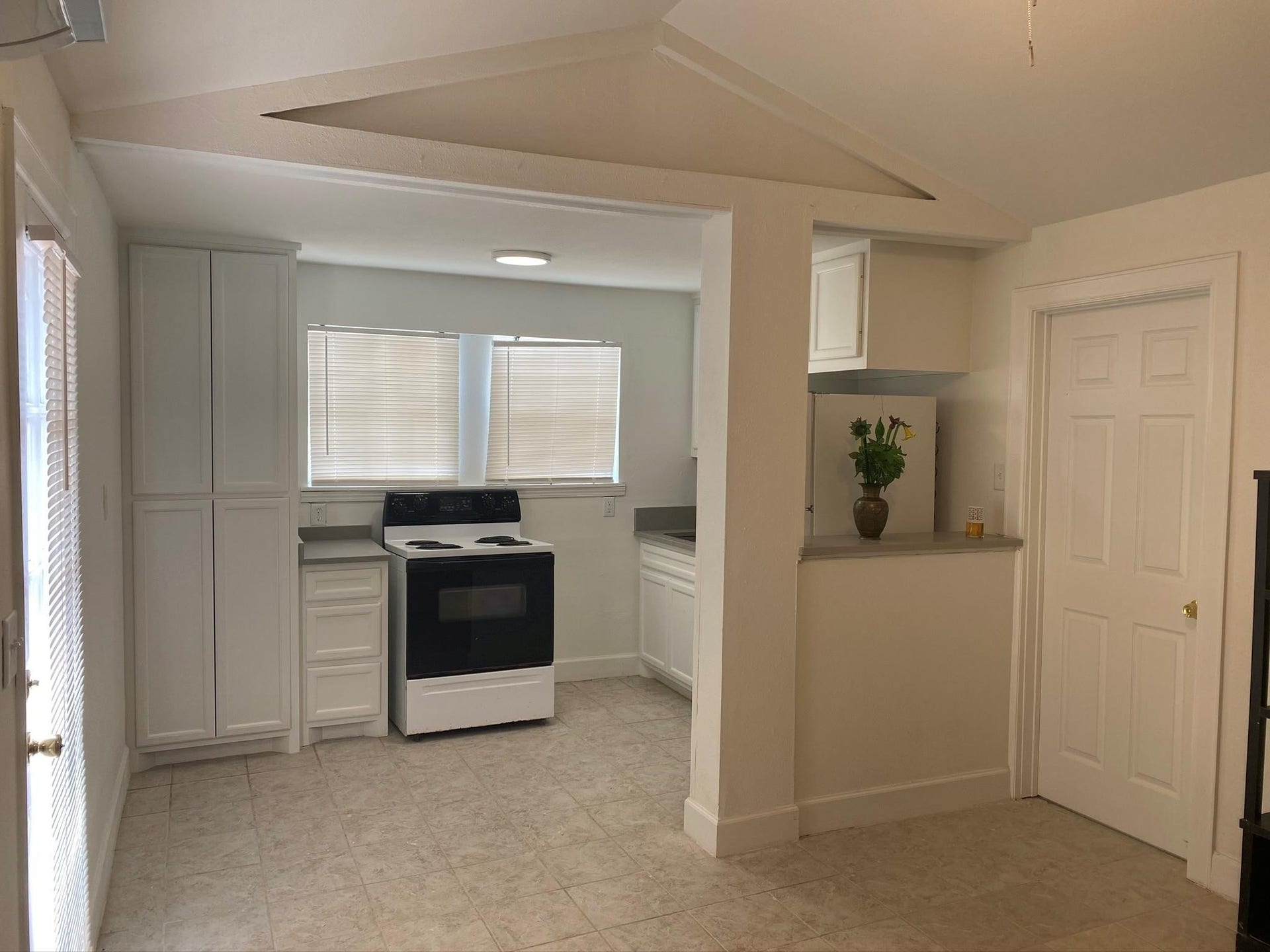 8341 Detroit Street, Houston, TX 77017 8341 Detroit Street, Houston, TX 77017