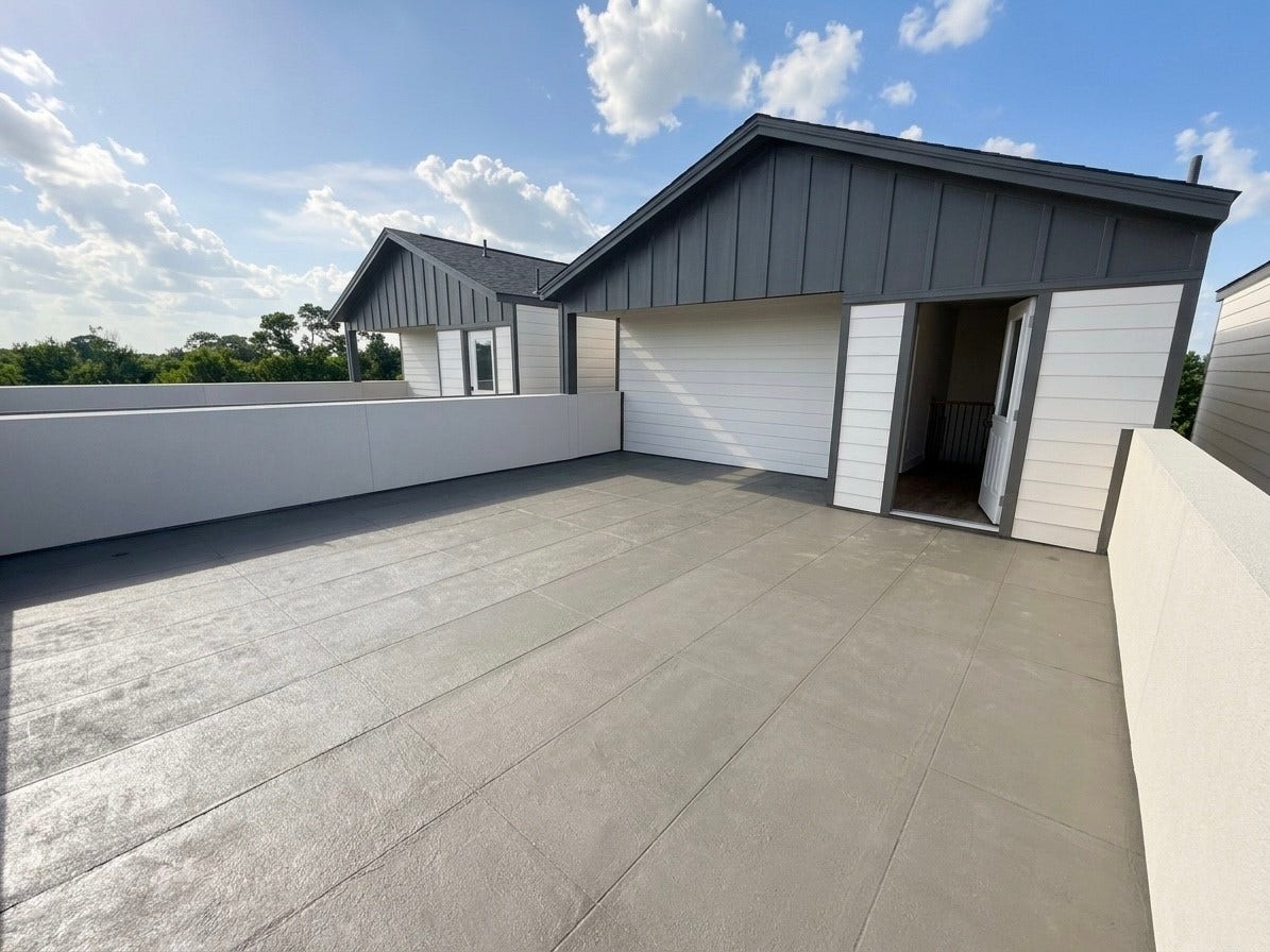 102 Sylvester Road, #C, Houston, TX 77009 Expansive rooftop terrace offers ample outdoor space with scenic views, perfect for relaxation and entertaining.