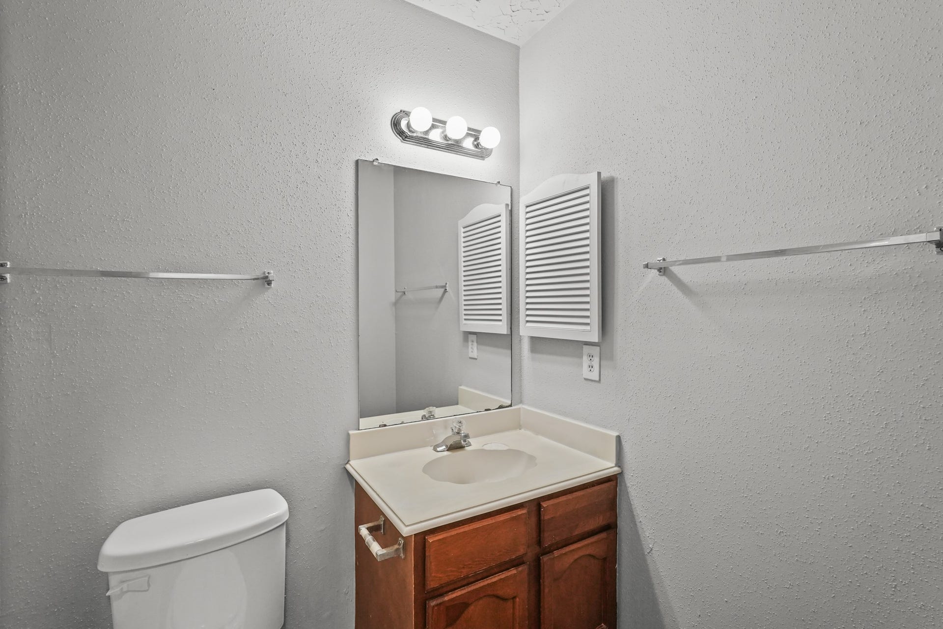 10811 Coralstone Road, Houston, TX 77086 10811 Coralstone Road, Houston, TX 77086
