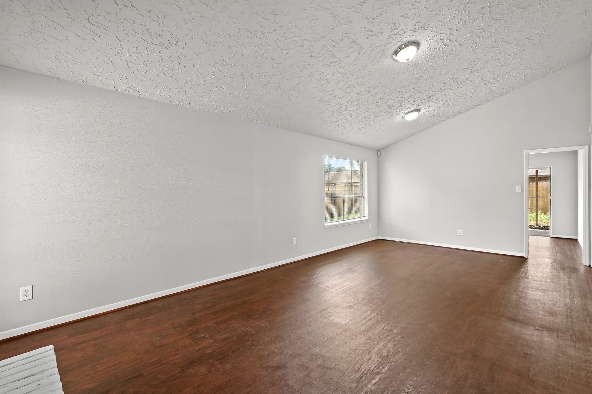 10811 Coralstone Road, Houston, TX 77086 10811 Coralstone Road, Houston, TX 77086