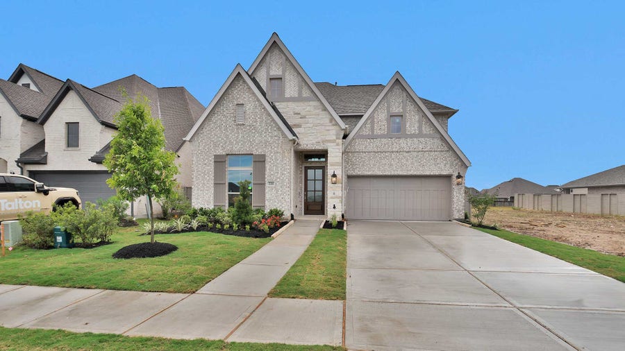 Property photo for 721 Eagle Ford Lane, League City, TX