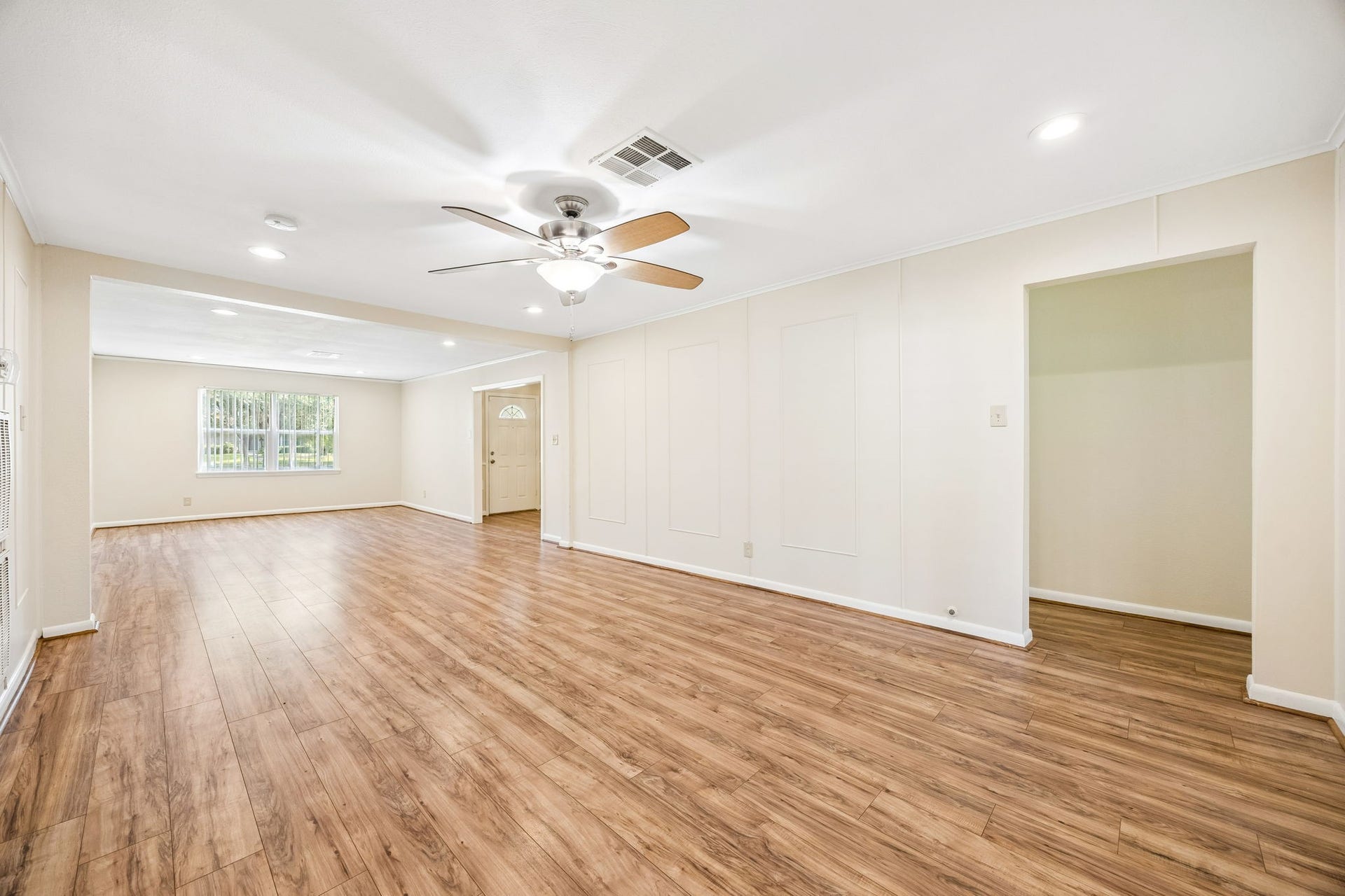 5226 W Bellfort Avenue, Houston, TX 77035 5226 W Bellfort Avenue, Houston, TX 77035