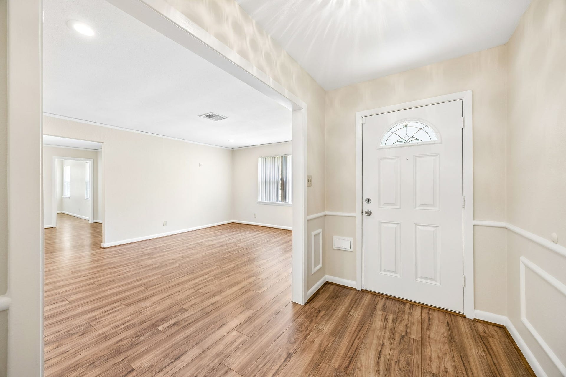 5226 W Bellfort Avenue, Houston, TX 77035 5226 W Bellfort Avenue, Houston, TX 77035