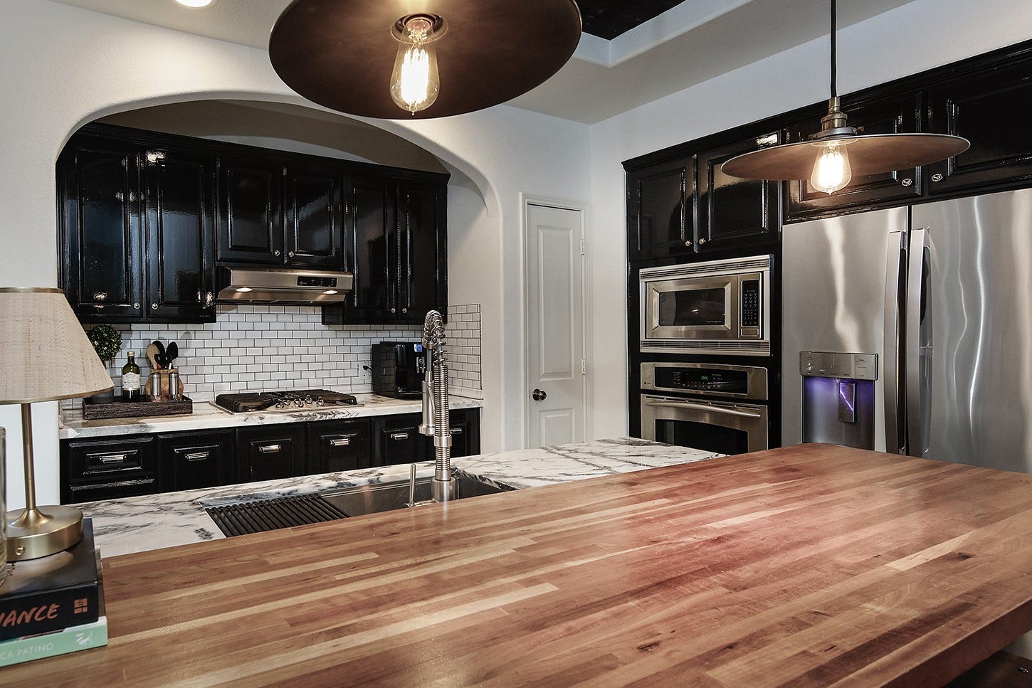 63 DOUVAINE, The Woodlands, TX 77382 63 DOUVAINE, The Woodlands, TX 77382