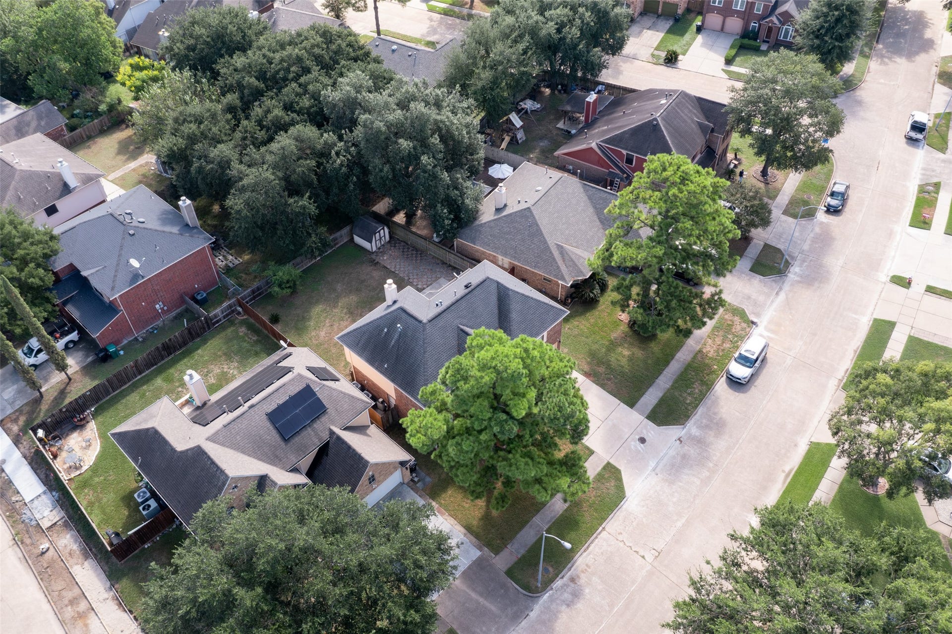 11430 Weathering Oaks Drive, Houston, TX 77066