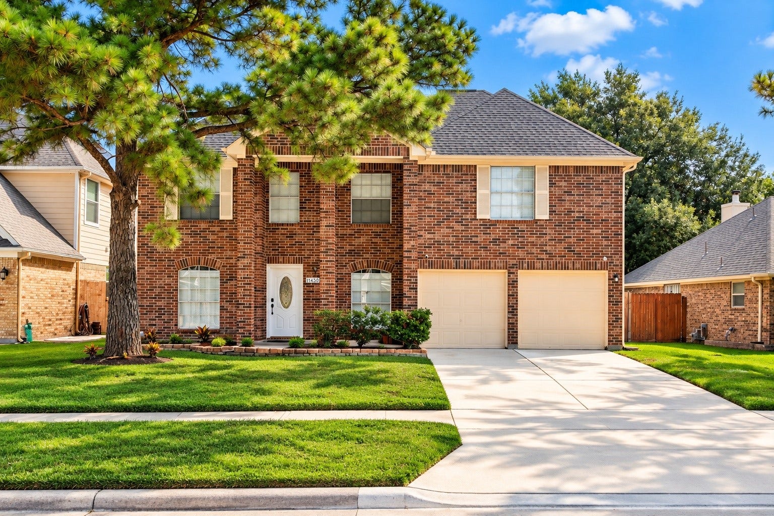 11430 Weathering Oaks Drive, Houston, TX 77066