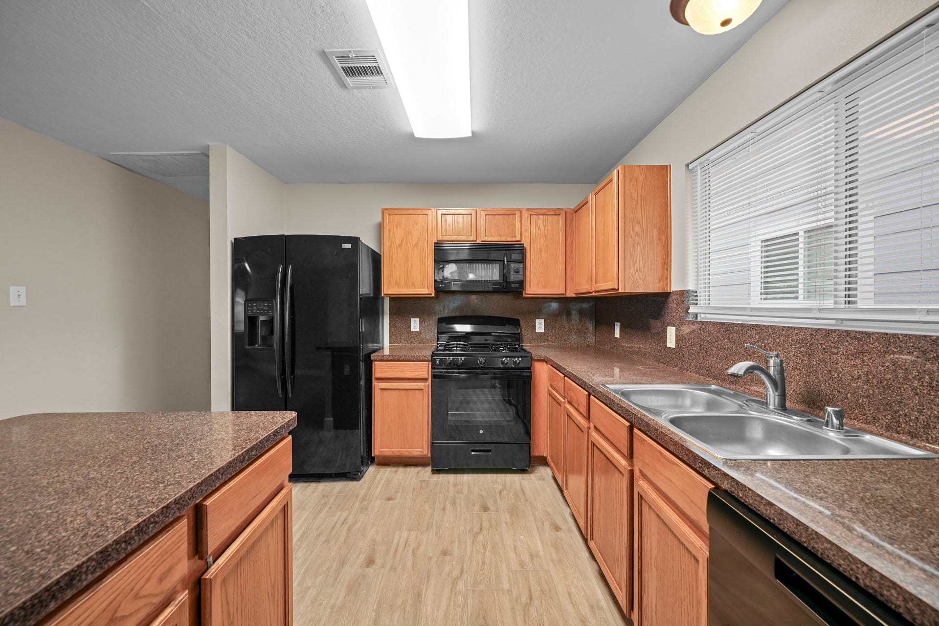 10647 Cobblecreek Way, Missouri City, TX 77459 10647 Cobblecreek Way, Missouri City, TX 77459