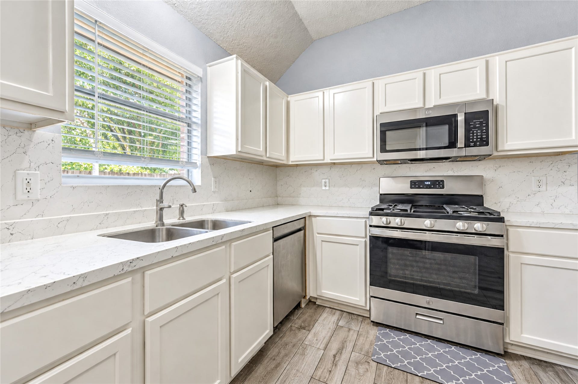 23207 Lone Wolf Trail, Spring, TX 77373 23207 Lone Wolf Trail, Spring, TX 77373
