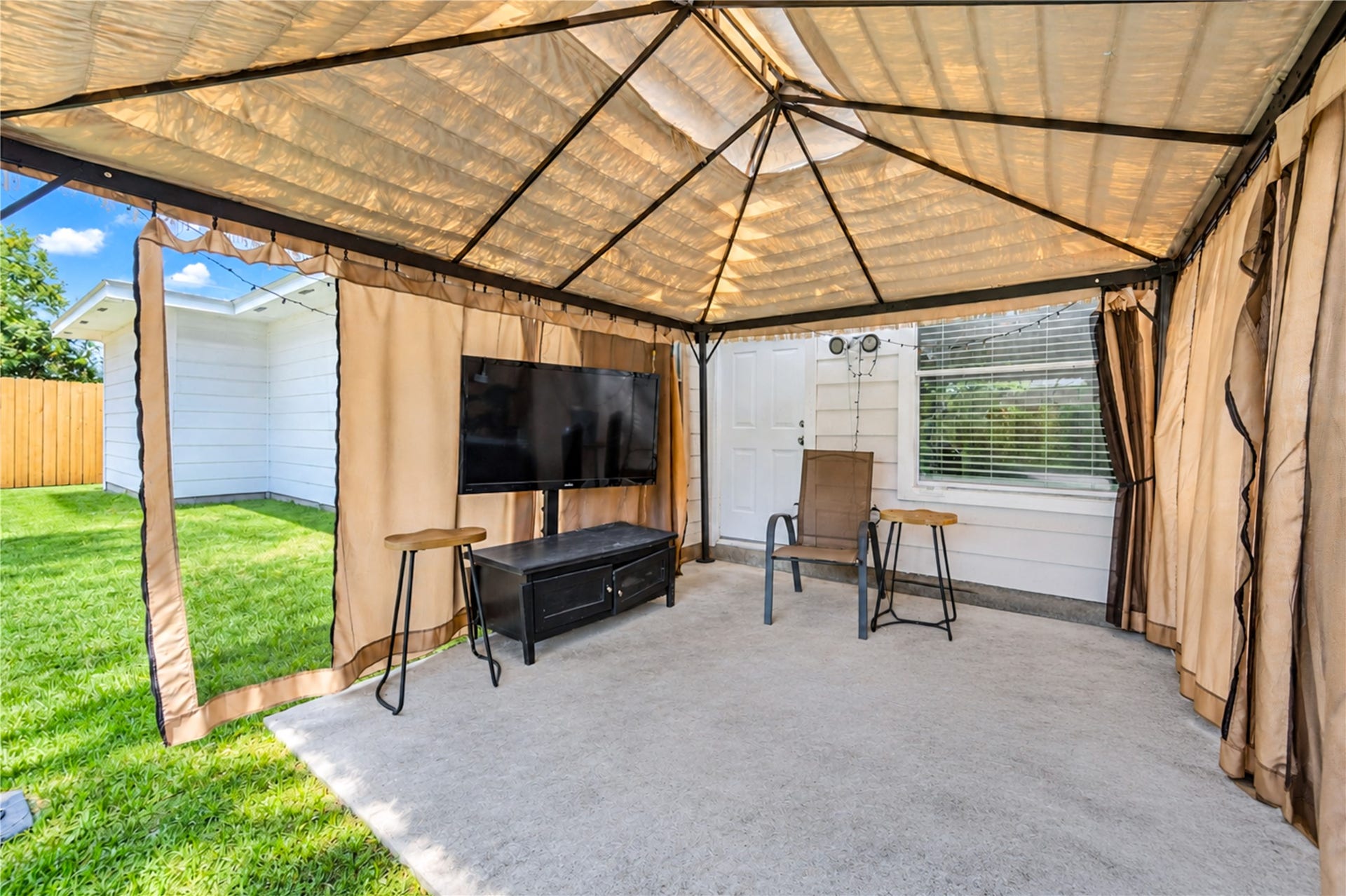 23207 Lone Wolf Trail, Spring, TX 77373 23207 Lone Wolf Trail, Spring, TX 77373