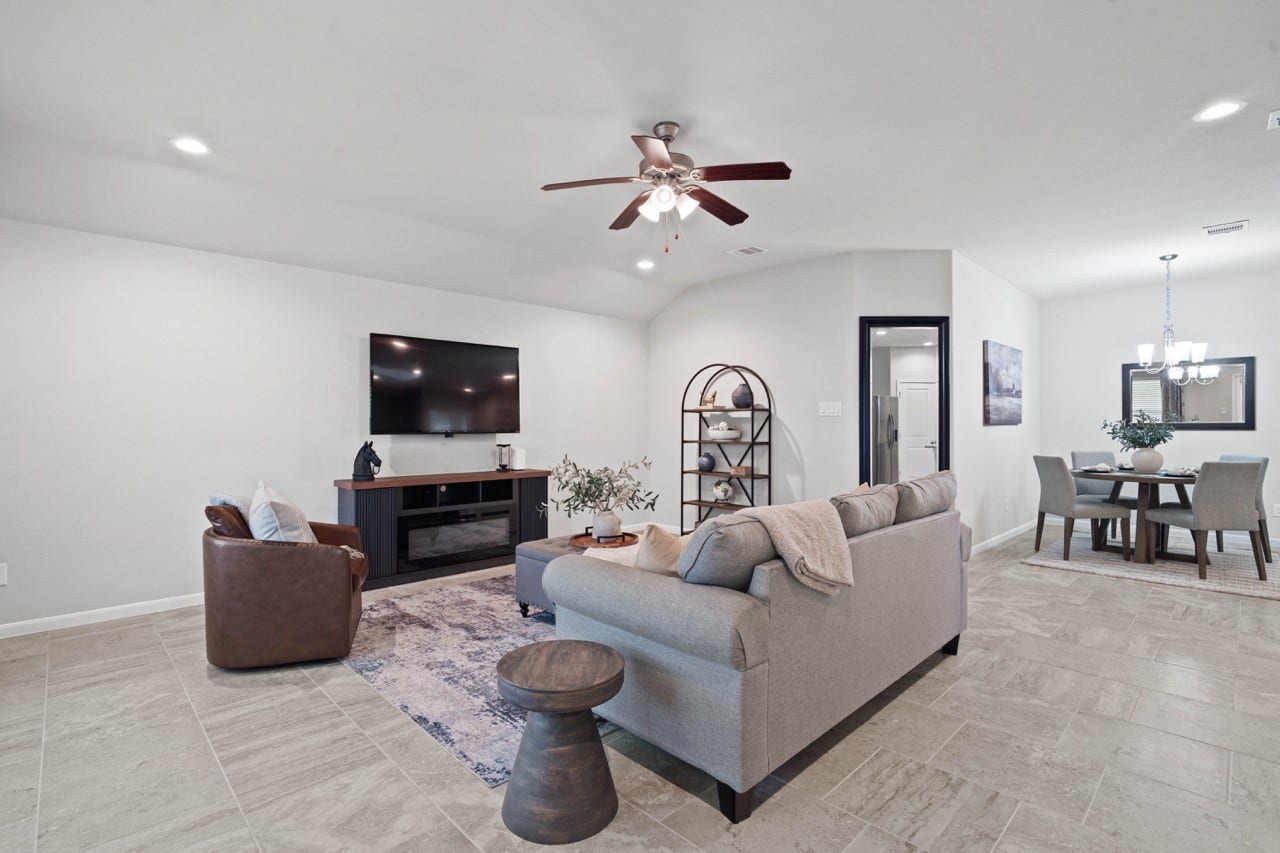 10110 Whitney Reach Drive, Rosharon, TX 77583 Open Floor Plan