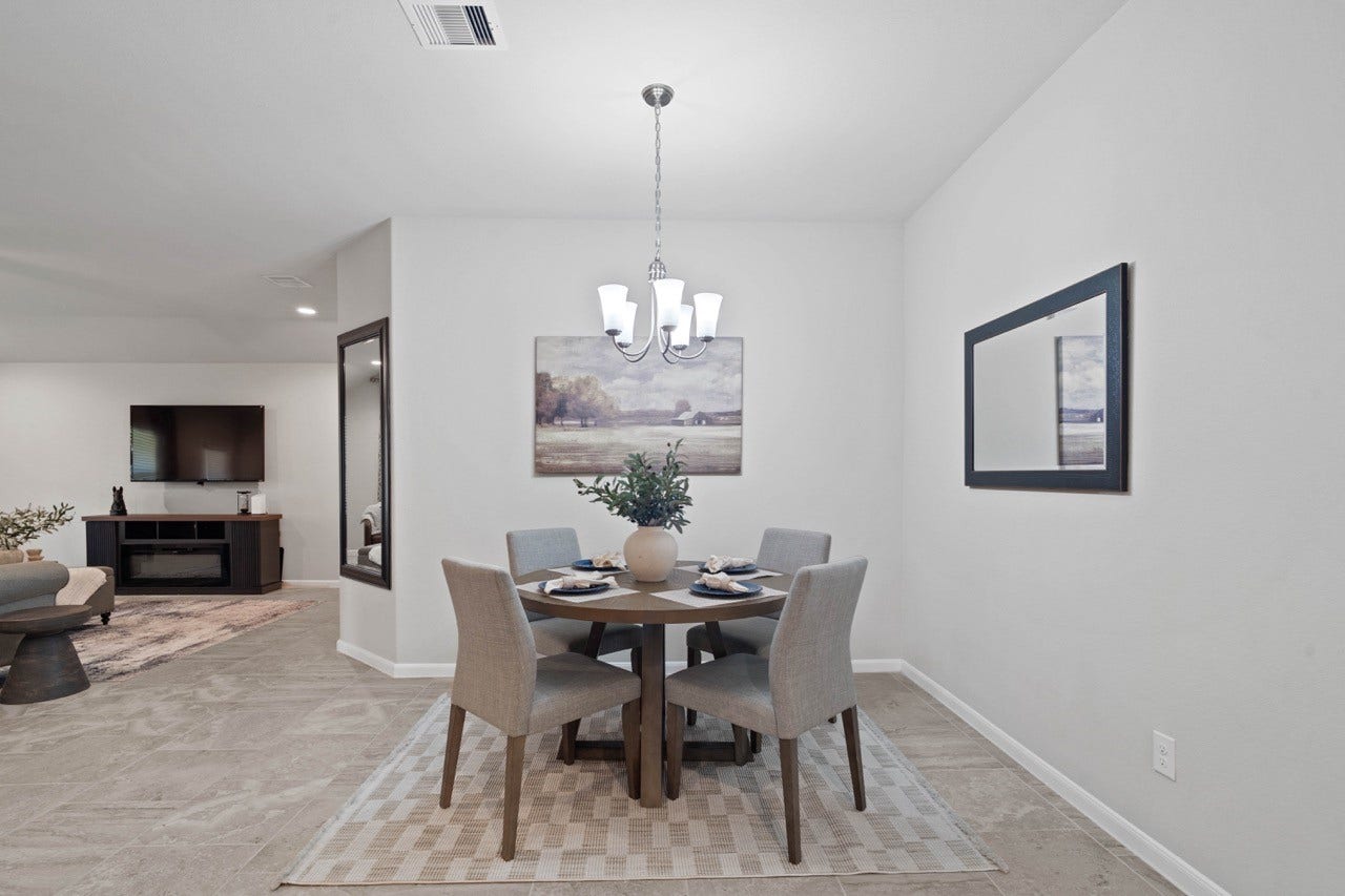 10110 Whitney Reach Drive, Rosharon, TX 77583 Dining open to Family Room