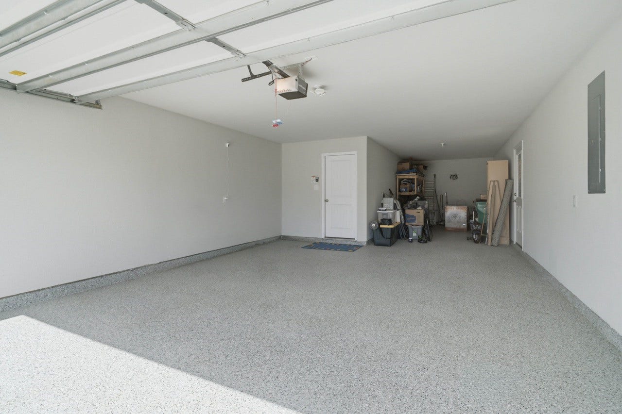 10110 Whitney Reach Drive, Rosharon, TX 77583 3-Car Tandem w/Epoxy