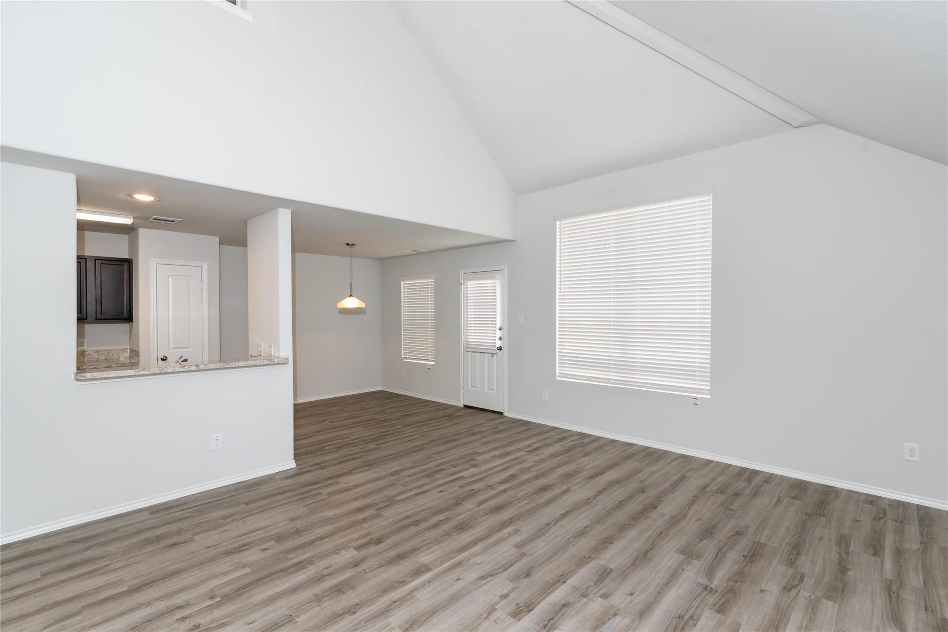 24447 Dolce Marina Court, Katy, TX 77493 Photos may be representative of the floor plan and not the exact home. Finishes, layout, and features of the actual property for lease may vary.