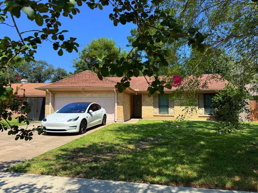 Property photo for 9430 Charter Ridge Drive, Houston, TX