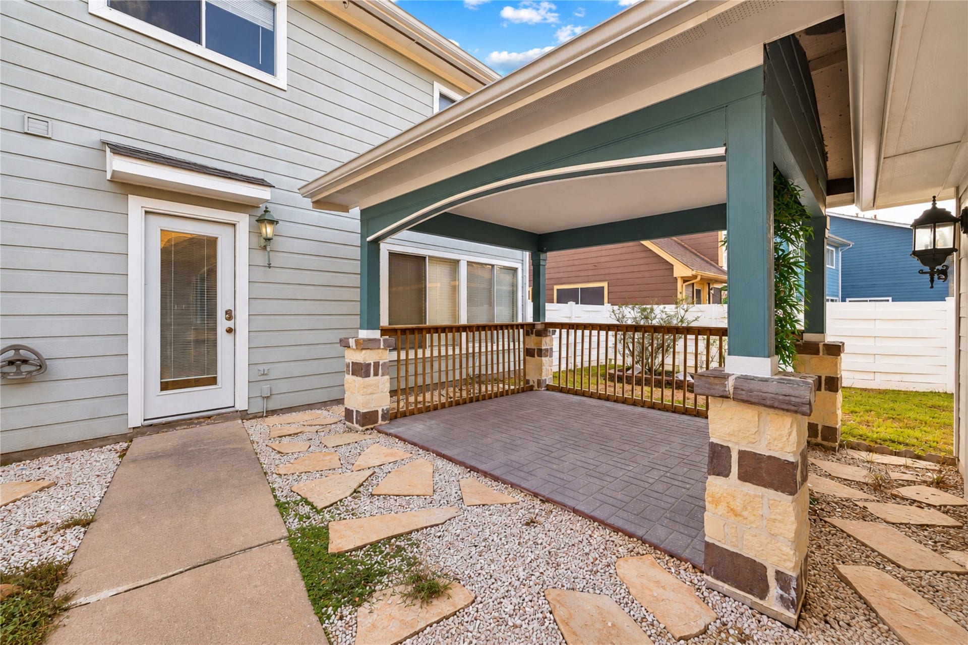 15903 S Alley Court, Houston, TX 77082 15903 S Alley Court, Houston, TX 77082