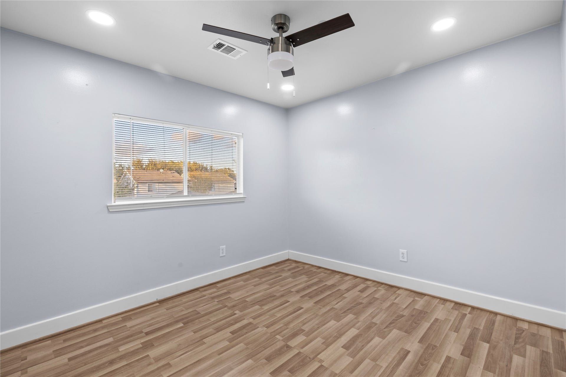 15903 S Alley Court, Houston, TX 77082 15903 S Alley Court, Houston, TX 77082