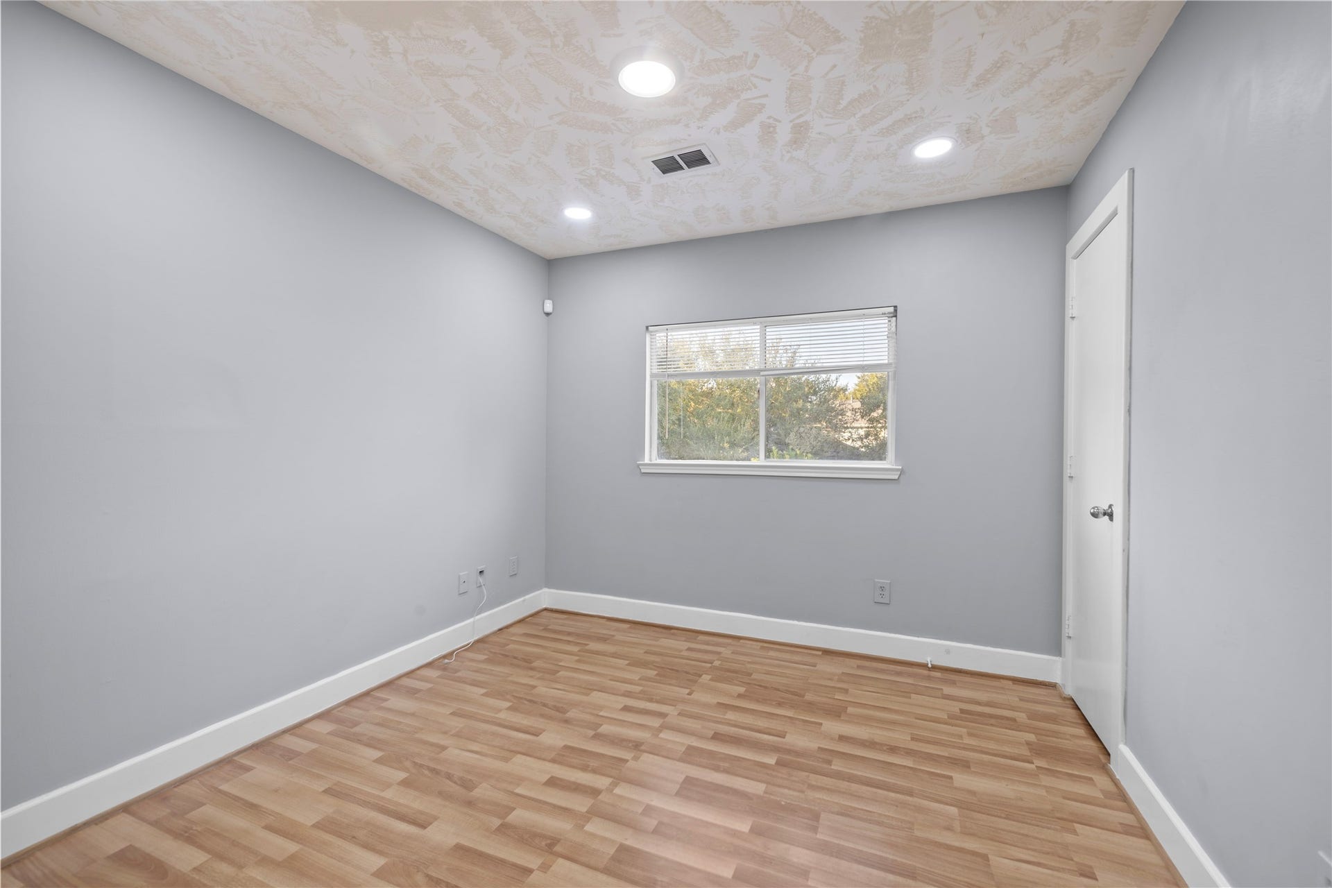 15903 S Alley Court, Houston, TX 77082 15903 S Alley Court, Houston, TX 77082